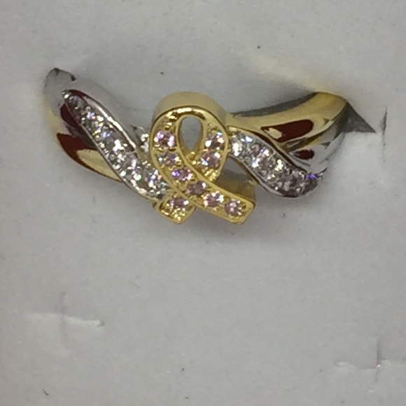 NEW "Hope" Zircon Bow Shaped Ring - Picture 2 of 6